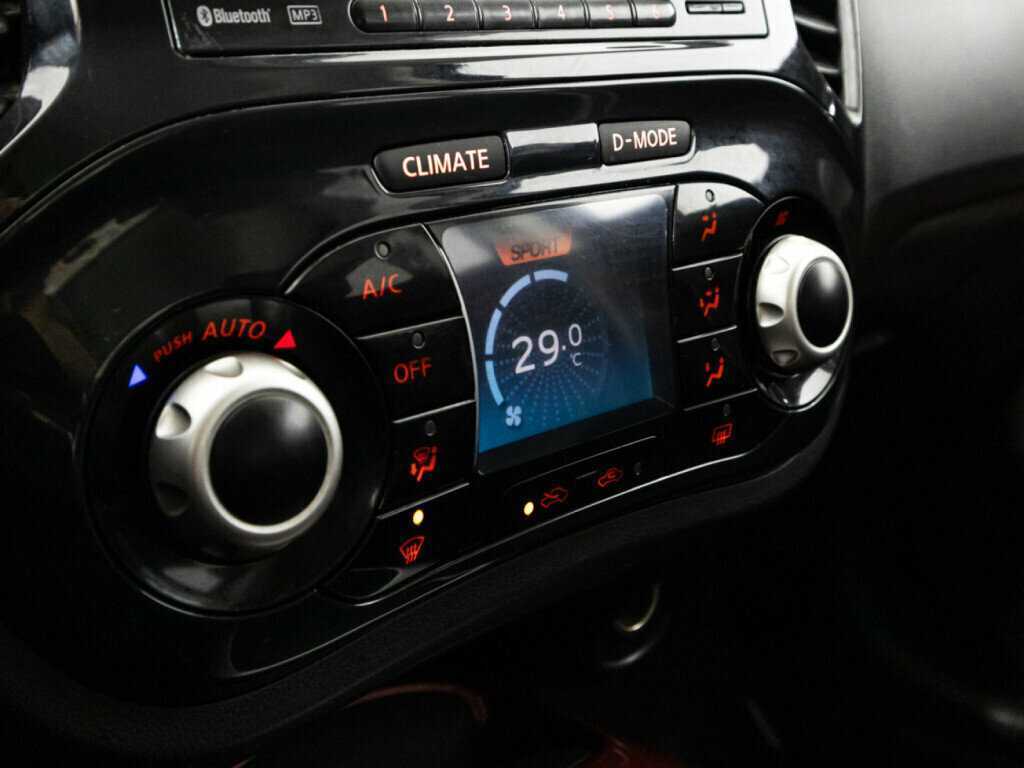 Купить Nissan Juke, 2012, 142 360 км.. Фото: #15