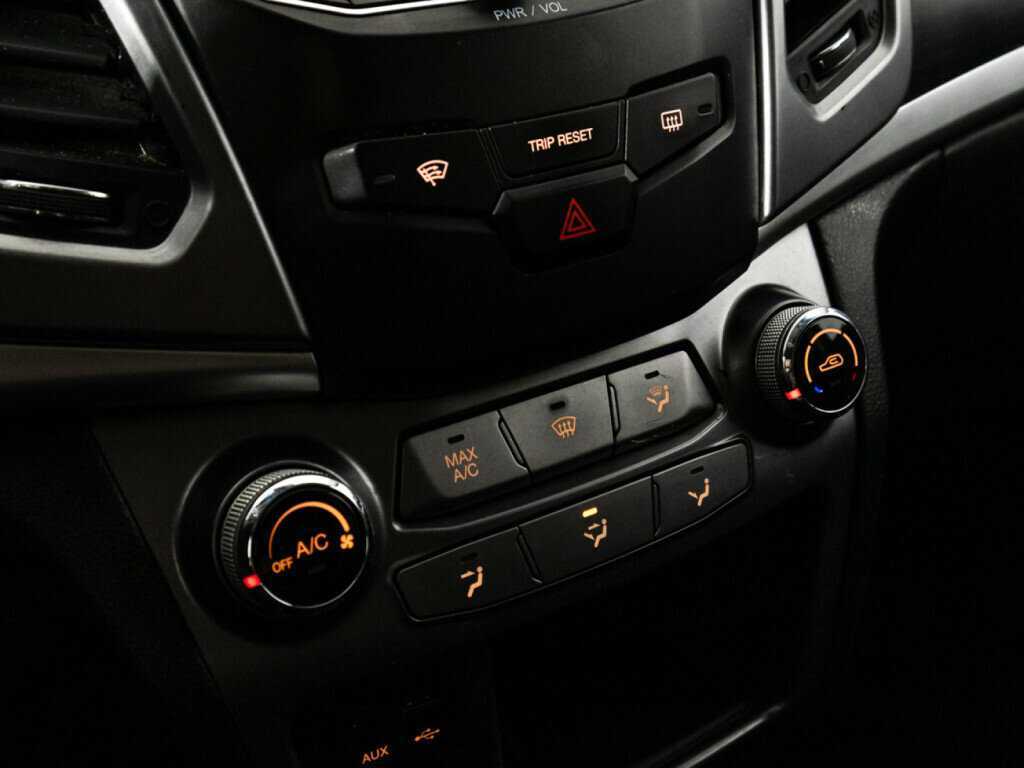 Купить SsangYong Actyon, 2014, 159 403 км.. Фото: #15