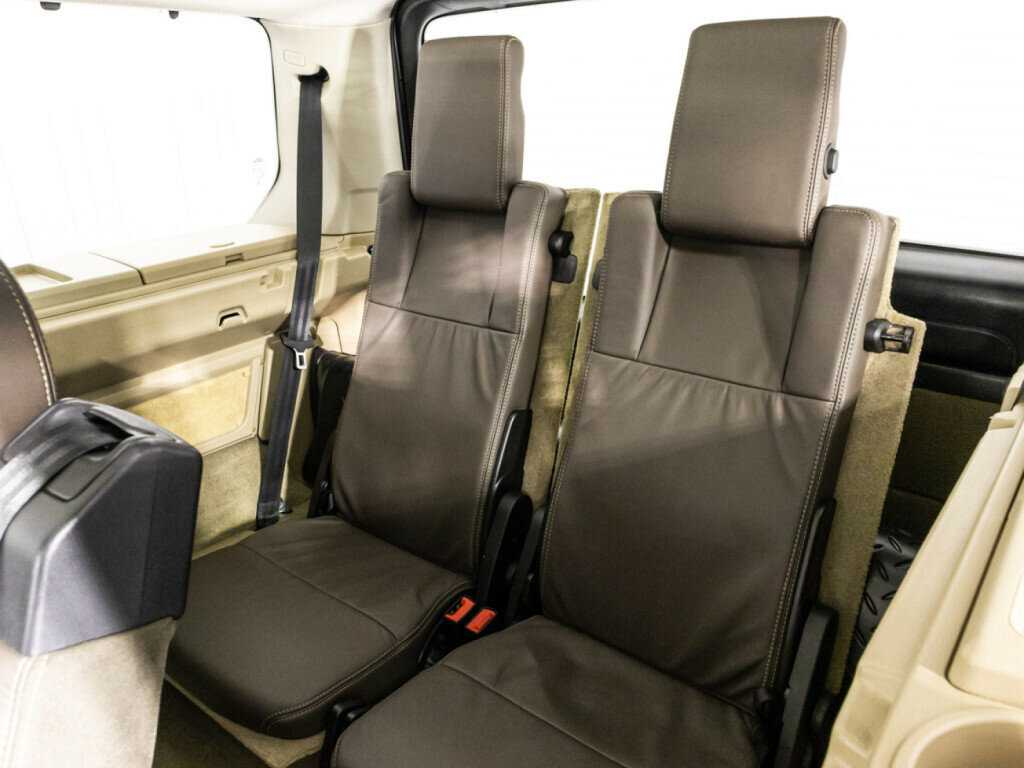 Купить Land Rover Discovery, 2013, 185 377 км.. Фото: #15