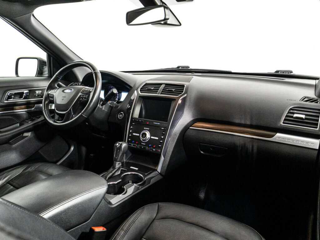 Купить Ford Explorer, 2018, 149 862 км.. Фото: #8
