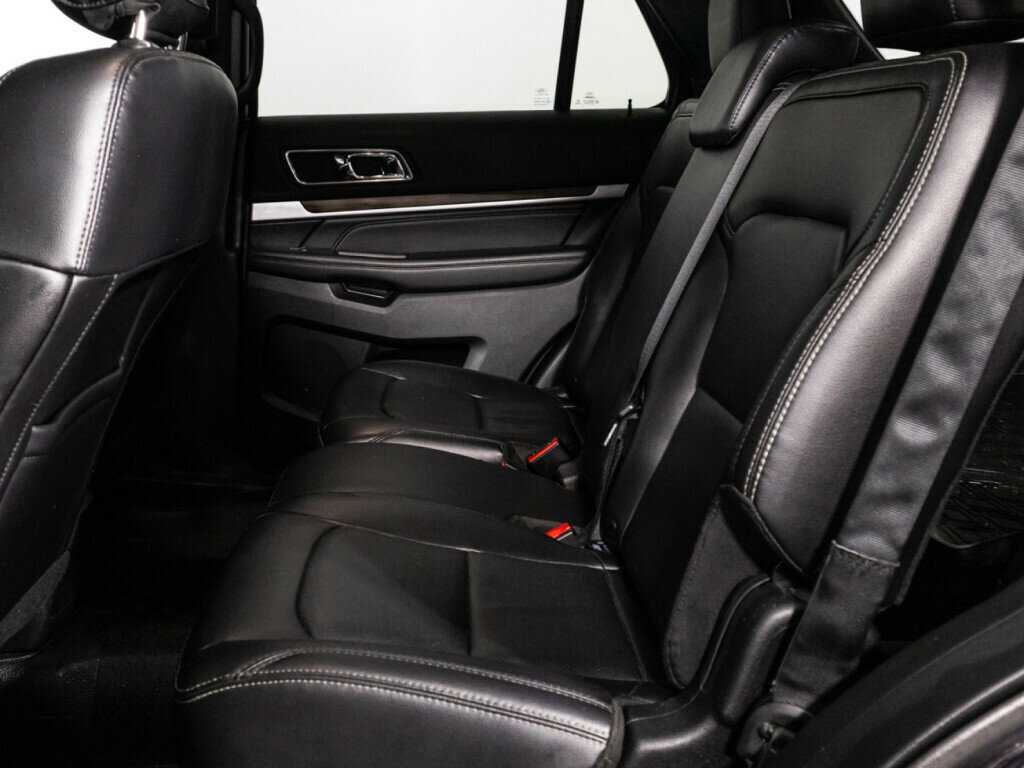 Купить Ford Explorer, 2018, 149 862 км.. Фото: #9