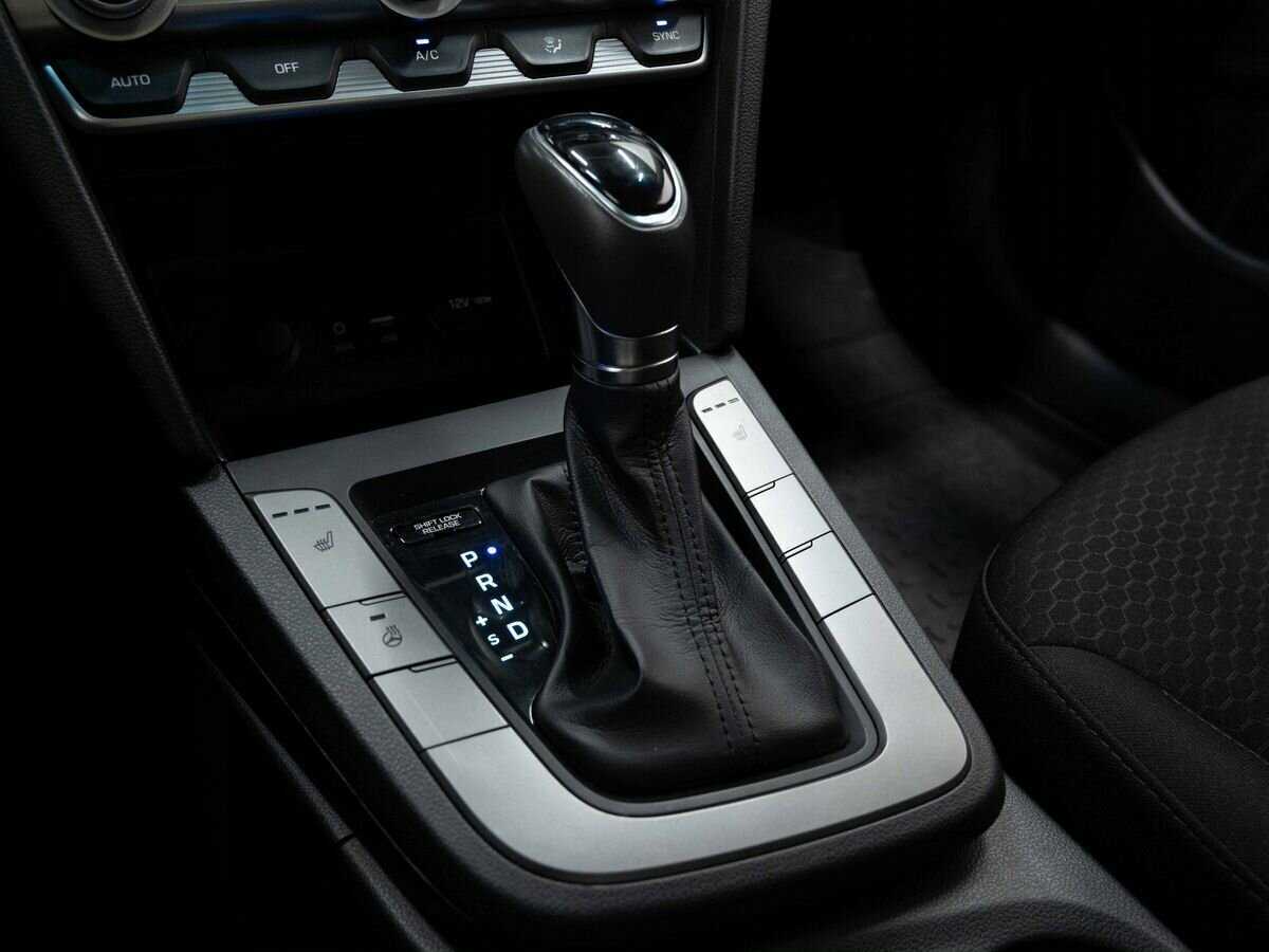 Купить Hyundai Elantra, 2020, 37 071 км.. Фото: #23