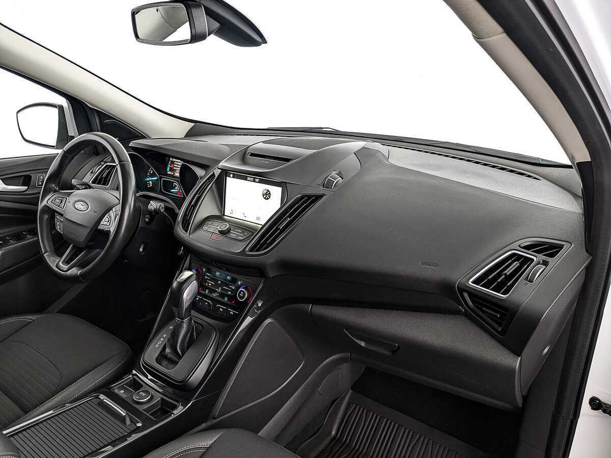 Купить Ford Kuga, 2018, 58 436 км.. Фото: #12