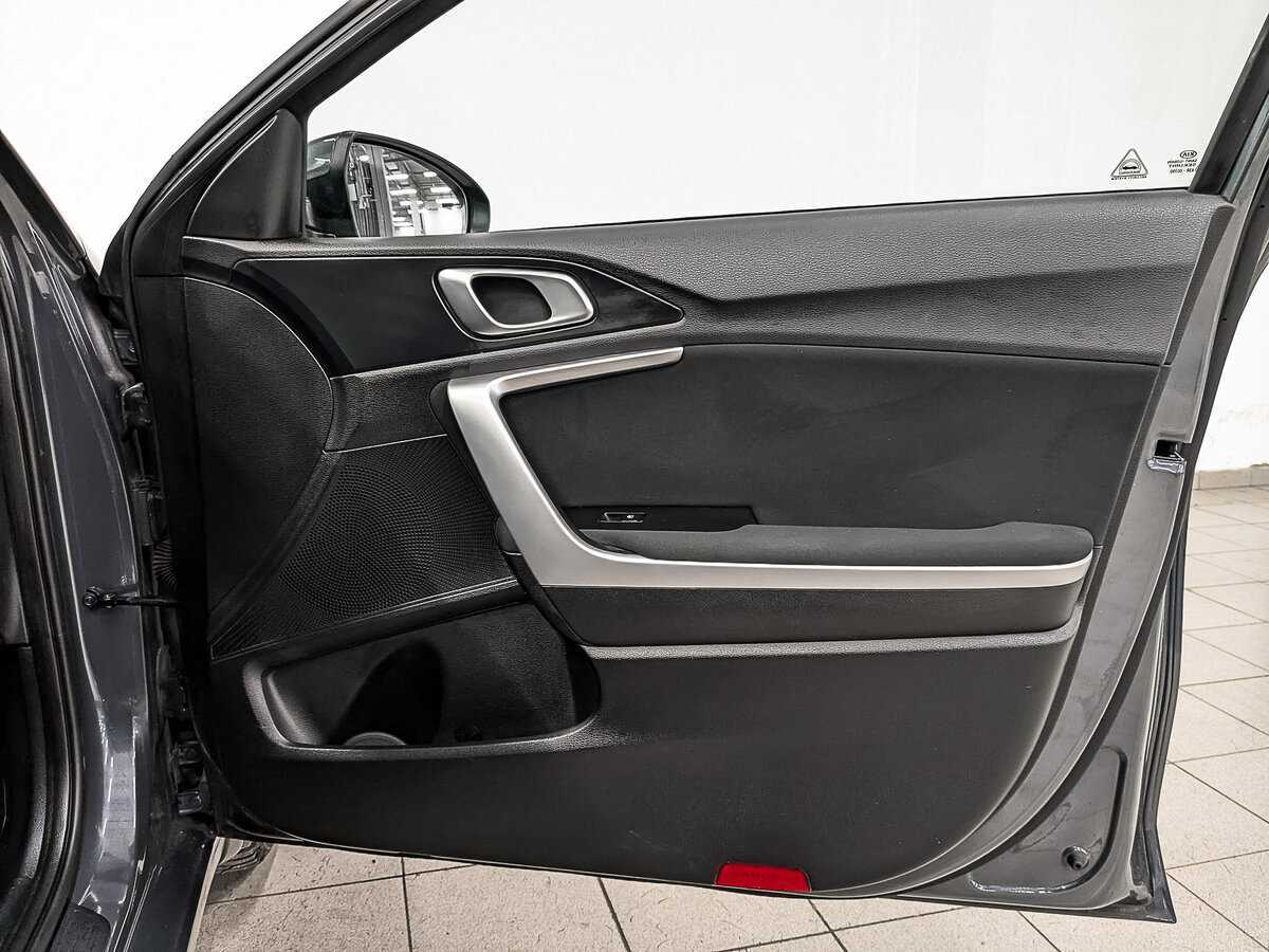 Купить Kia Ceed, 2019, 45 389 км.. Фото: #24