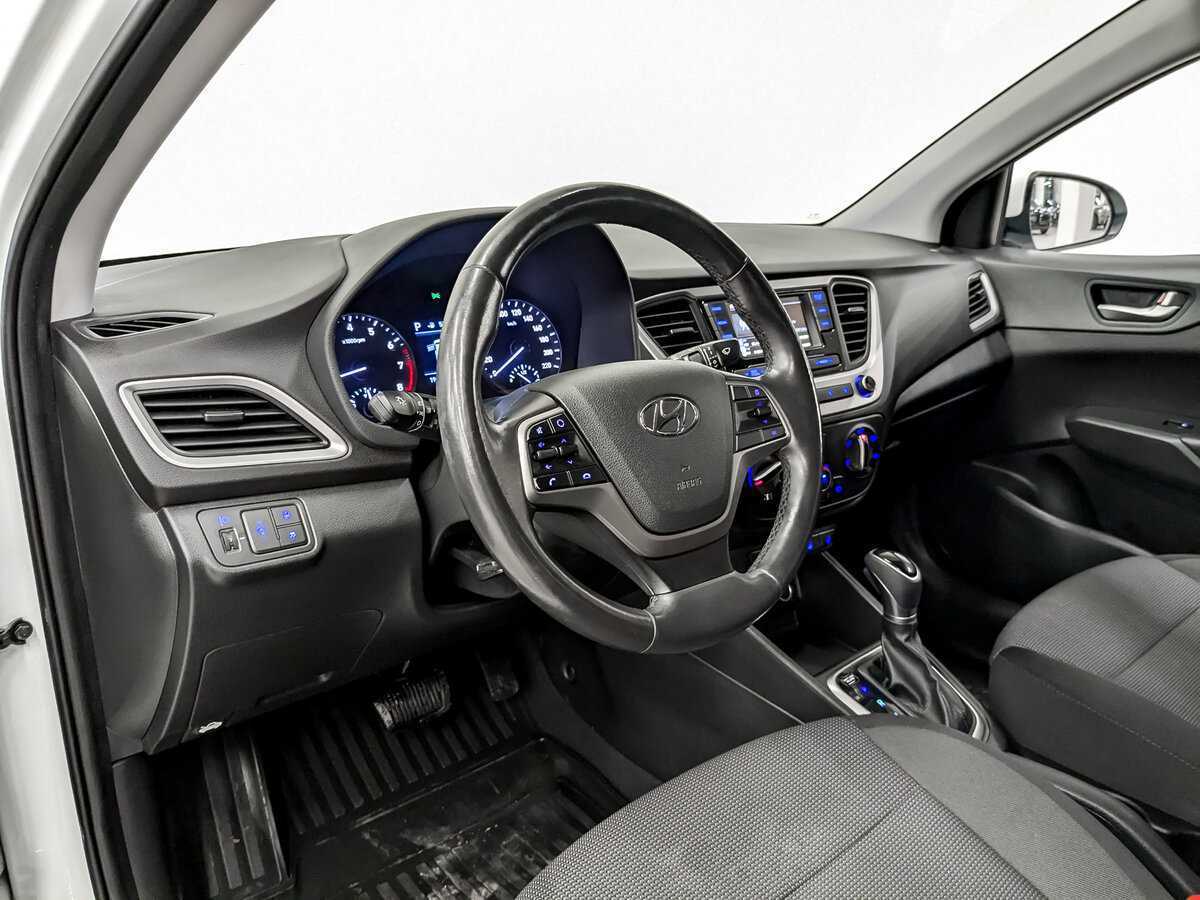 Купить Hyundai Solaris, 2017, 107 457 км.. Фото: #15