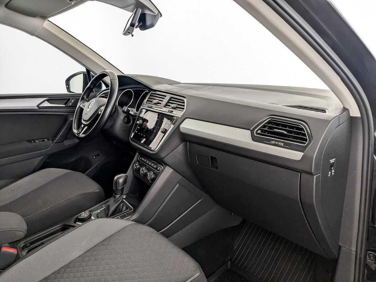 Купить Volkswagen Tiguan, 2020, 170 364 км.. Фото: #10
