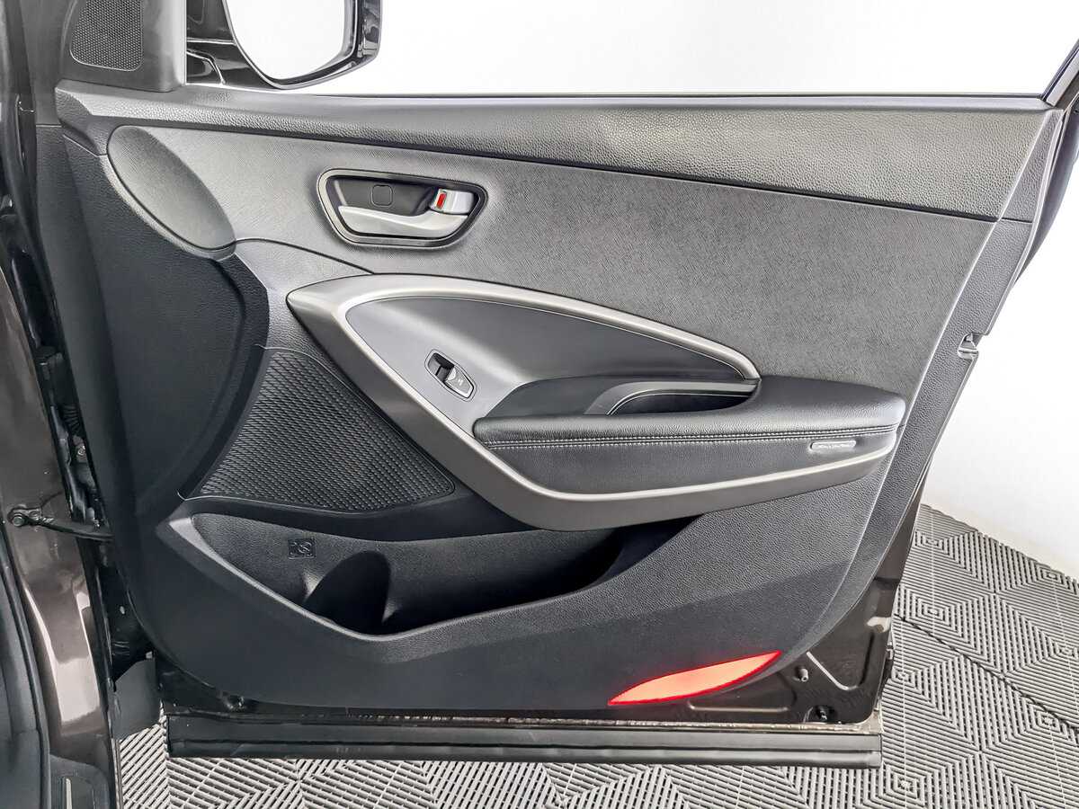 Купить Hyundai Santa Fe, 2016, 193 742 км.. Фото: #24