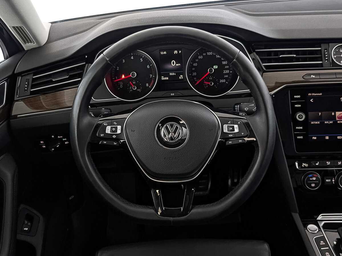Купить Volkswagen Passat, 2019, 66 006 км.. Фото: #21