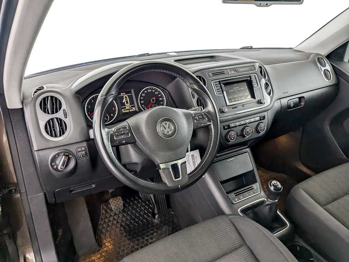 Купить Volkswagen Tiguan, 2016, 177 499 км.. Фото: #15