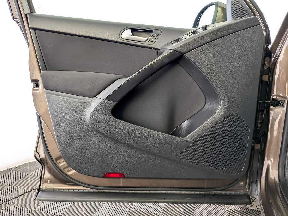 Купить Volkswagen Tiguan, 2016, 177 499 км.. Фото: #18