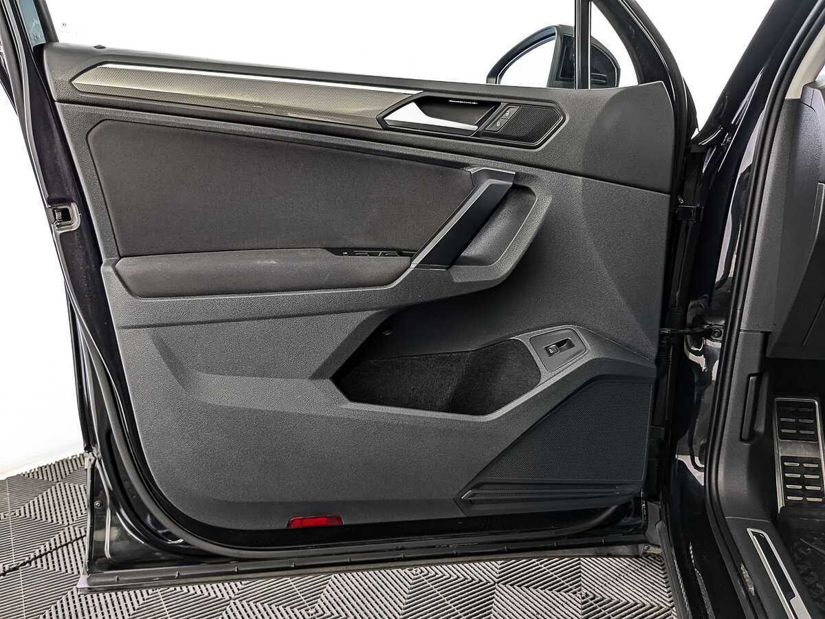 Купить Volkswagen Tiguan, 2018, 126 848 км.. Фото: #16