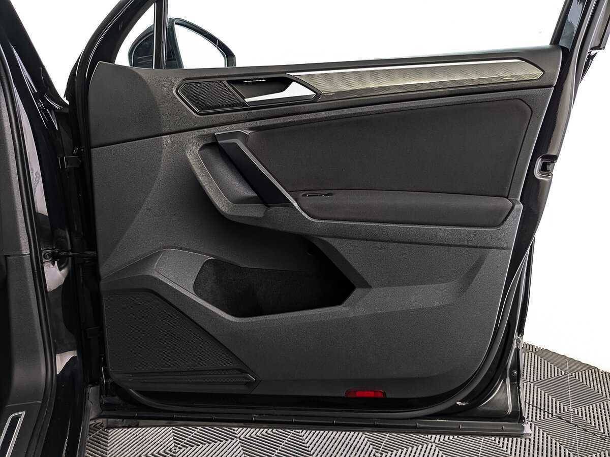 Купить Volkswagen Tiguan, 2018, 126 848 км.. Фото: #19