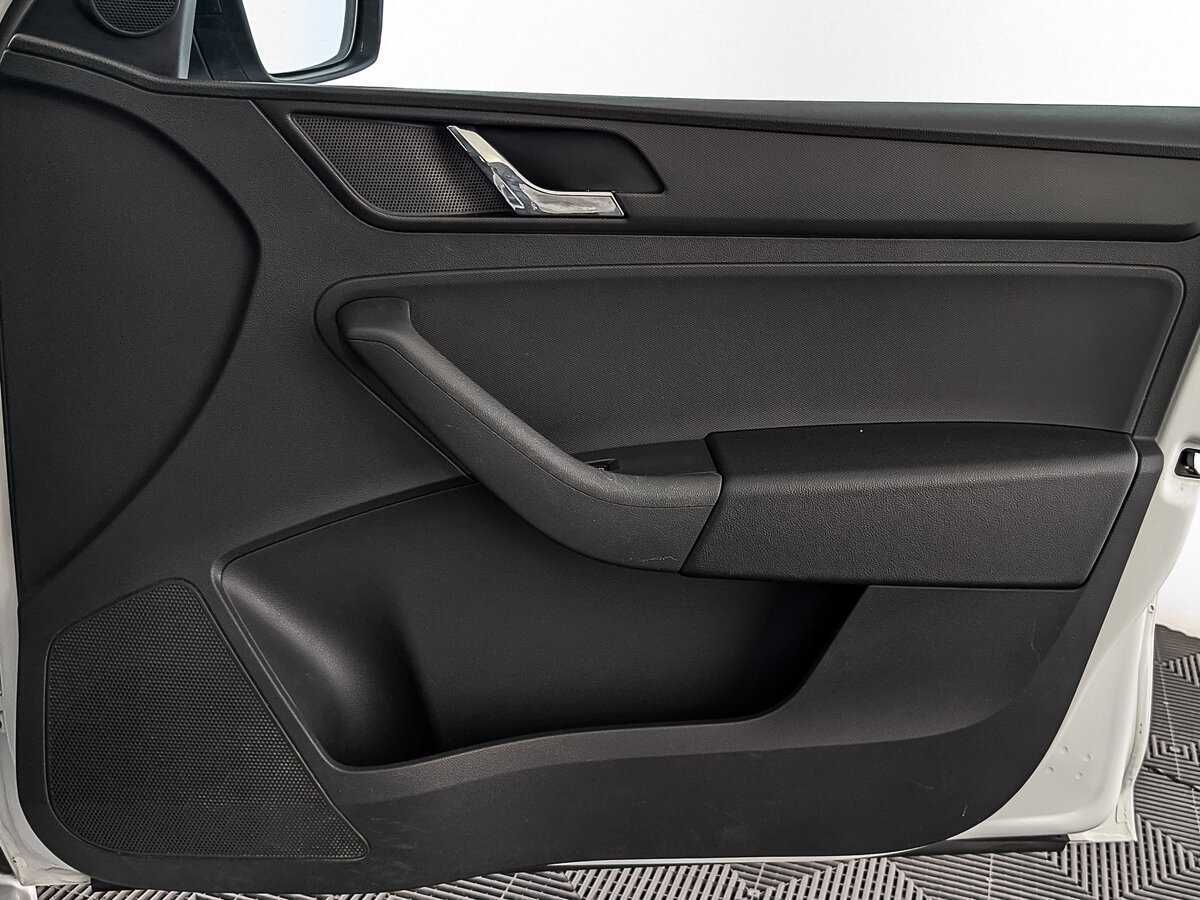 Купить Skoda Rapid, 2017, 145 587 км.. Фото: #21