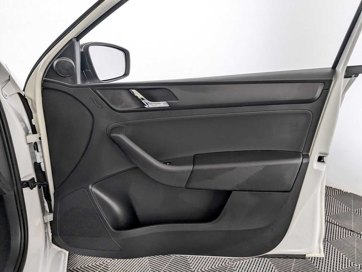 Купить Skoda Rapid, 2017, 163 106 км.. Фото: #23