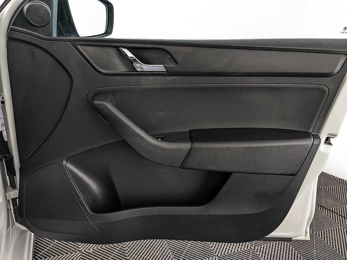 Купить Skoda Rapid, 2017, 158 698 км.. Фото: #22