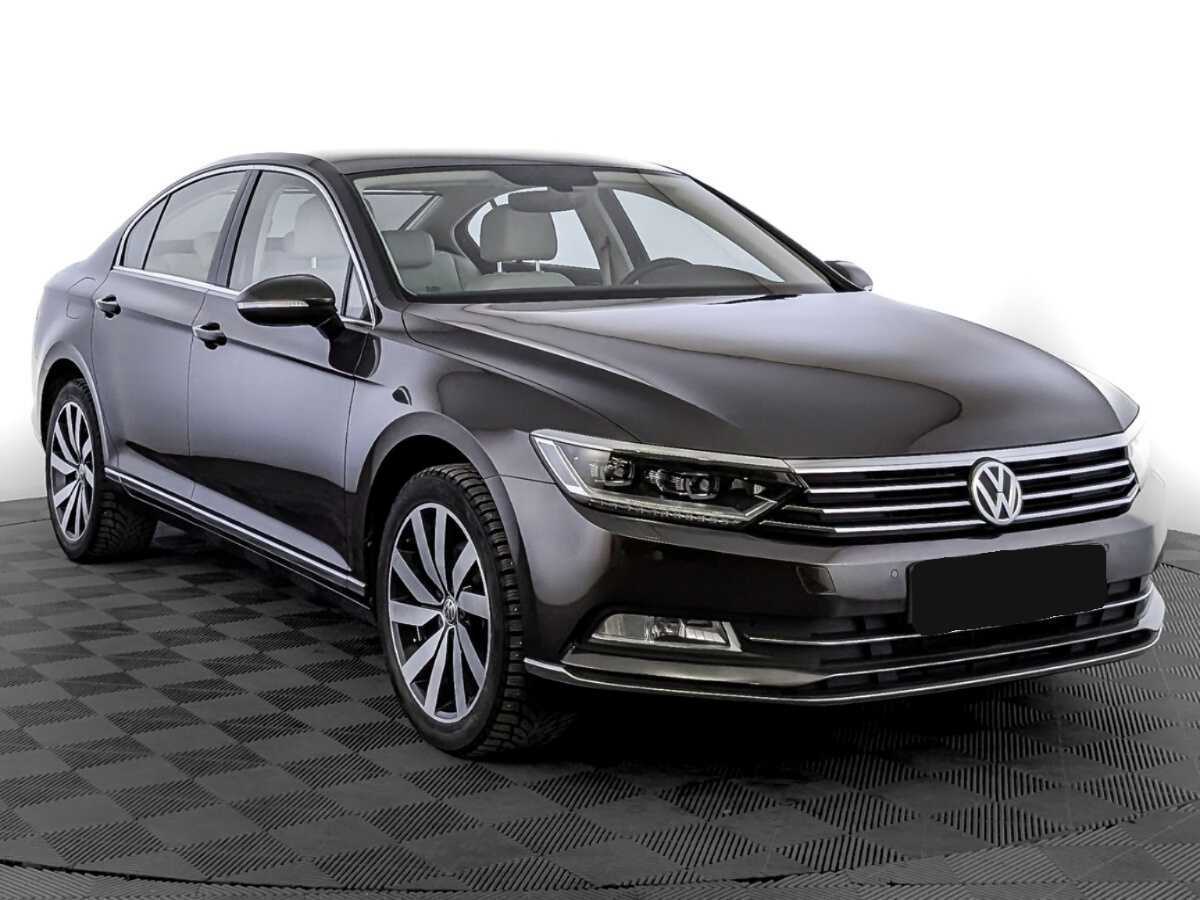 Купить Volkswagen Passat, 2017, 75 878 км.. Фото: #2