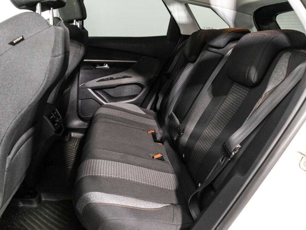 Купить Peugeot 3008, 2017, 187 023 км.. Фото: #9