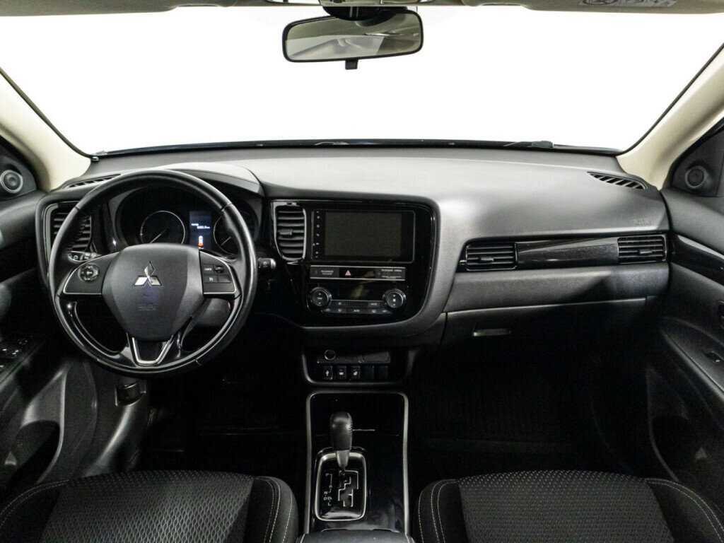 Купить Mitsubishi Outlander, 2019, 125 248 км.. Фото: #12