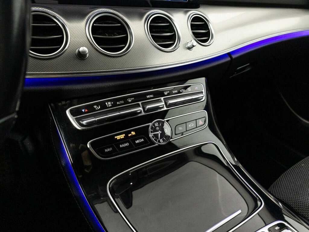 Купить Mercedes-Benz E-Класс, 2018, 220 164 км.. Фото: #18
