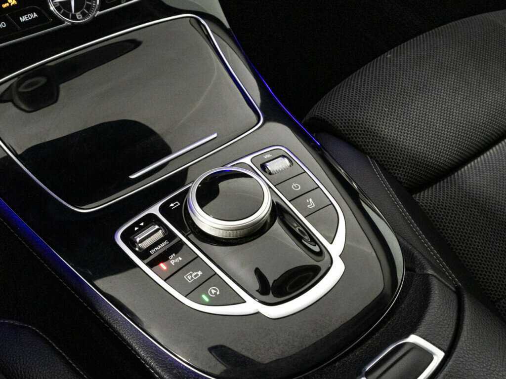 Купить Mercedes-Benz E-Класс, 2018, 220 164 км.. Фото: #19