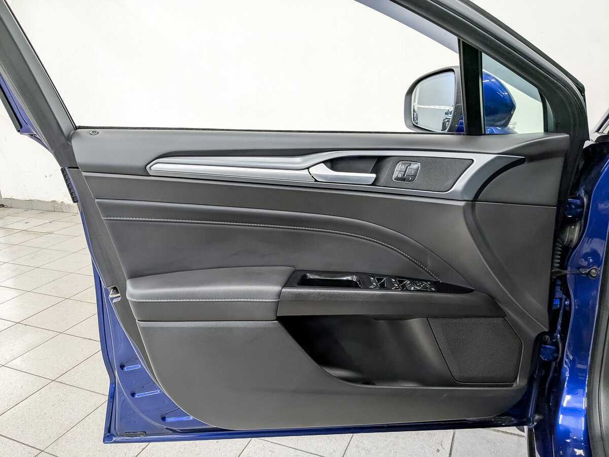 Купить Ford Mondeo, 2017, 65 114 км.. Фото: #17