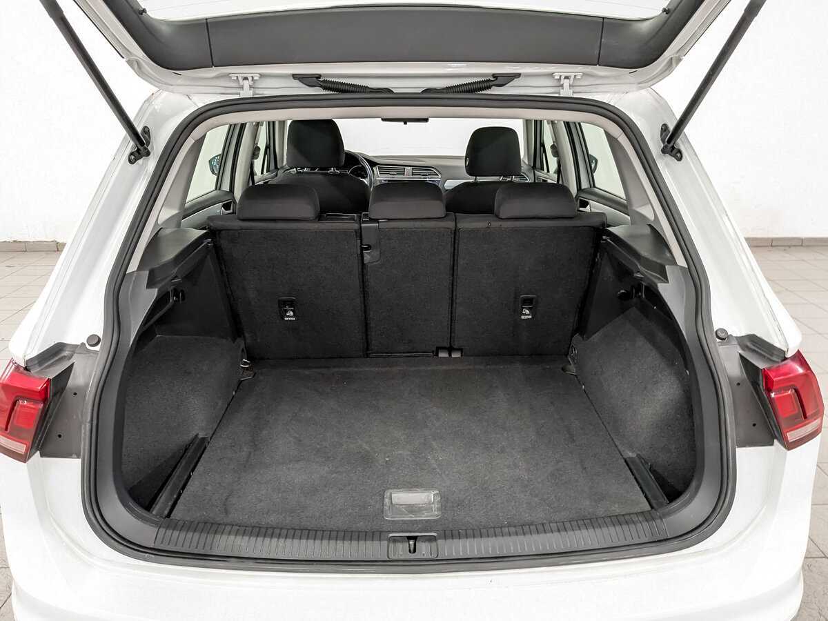 Купить Volkswagen Tiguan, 2021, 180 405 км.. Фото: #9