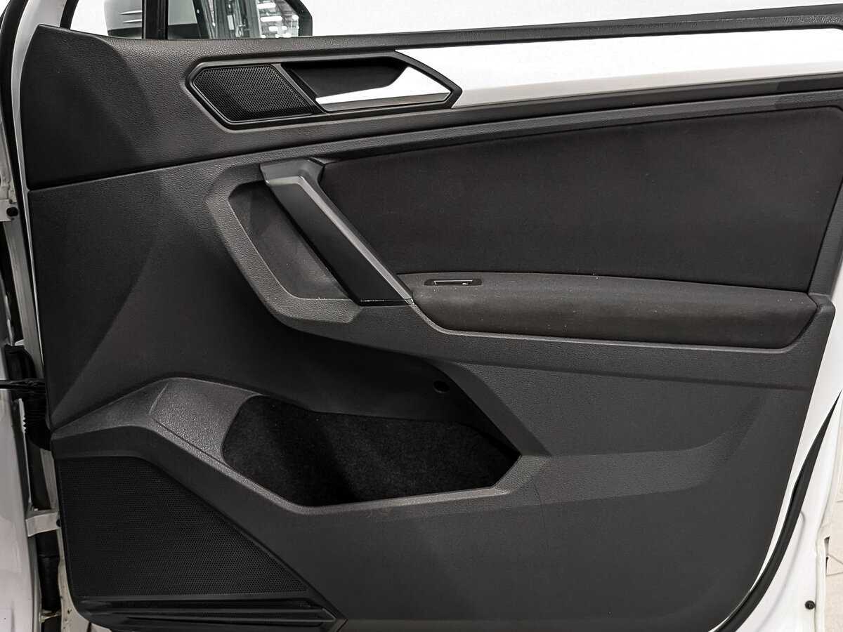 Купить Volkswagen Tiguan, 2021, 157 146 км.. Фото: #24