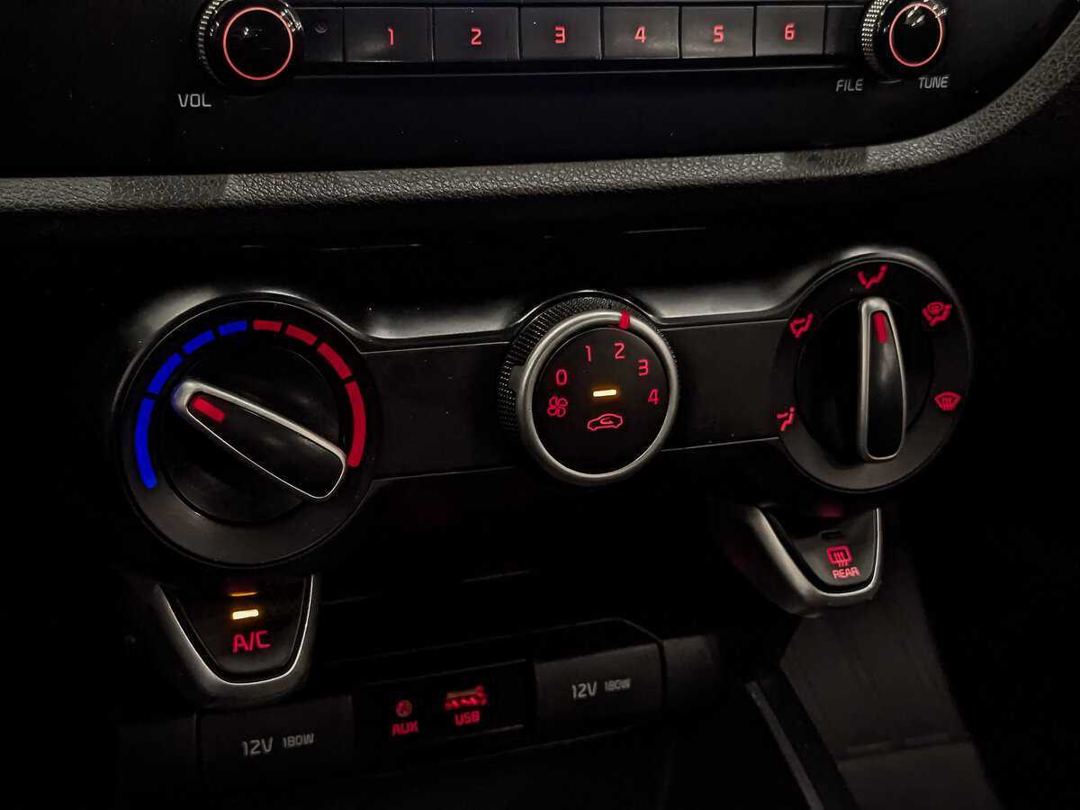 Купить Kia Rio, 2020, 188 971 км.. Фото: #20