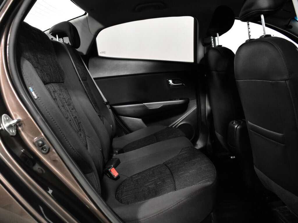 Купить Kia Rio, 2015, 127 928 км.. Фото: #9