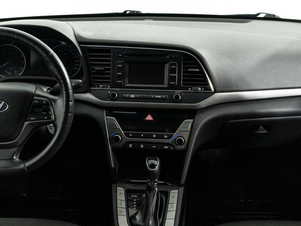 Купить Hyundai Elantra, 2018, 152 554 км.. Фото: #13