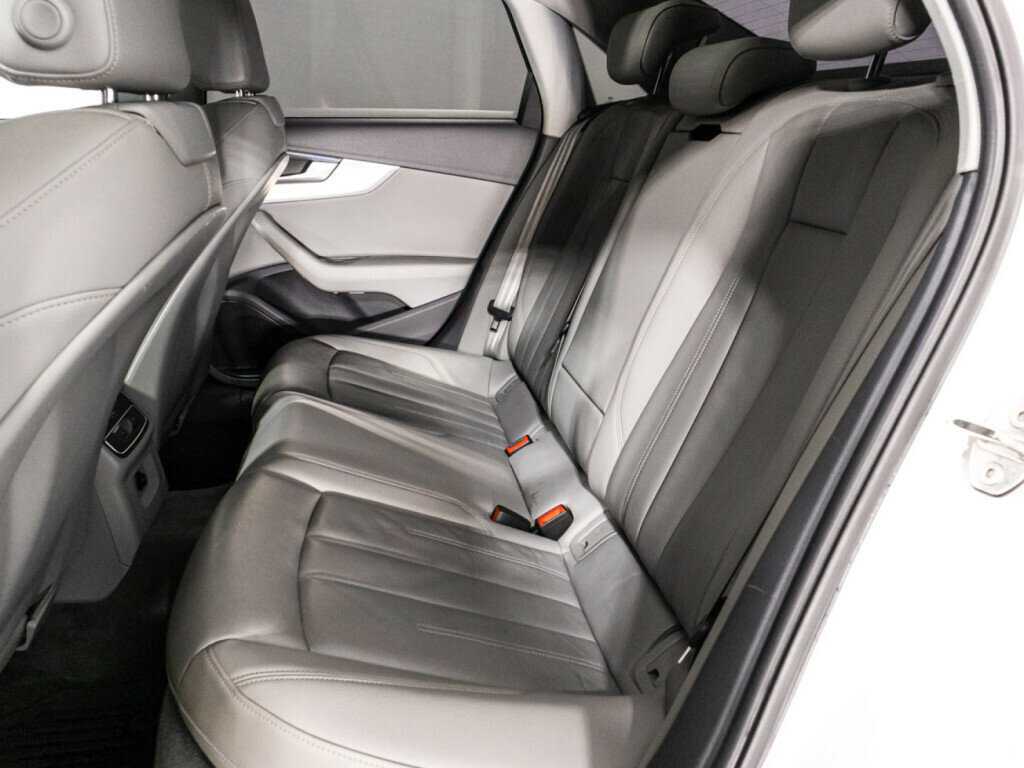 Купить Audi A4, 2015, 123 376 км.. Фото: #9