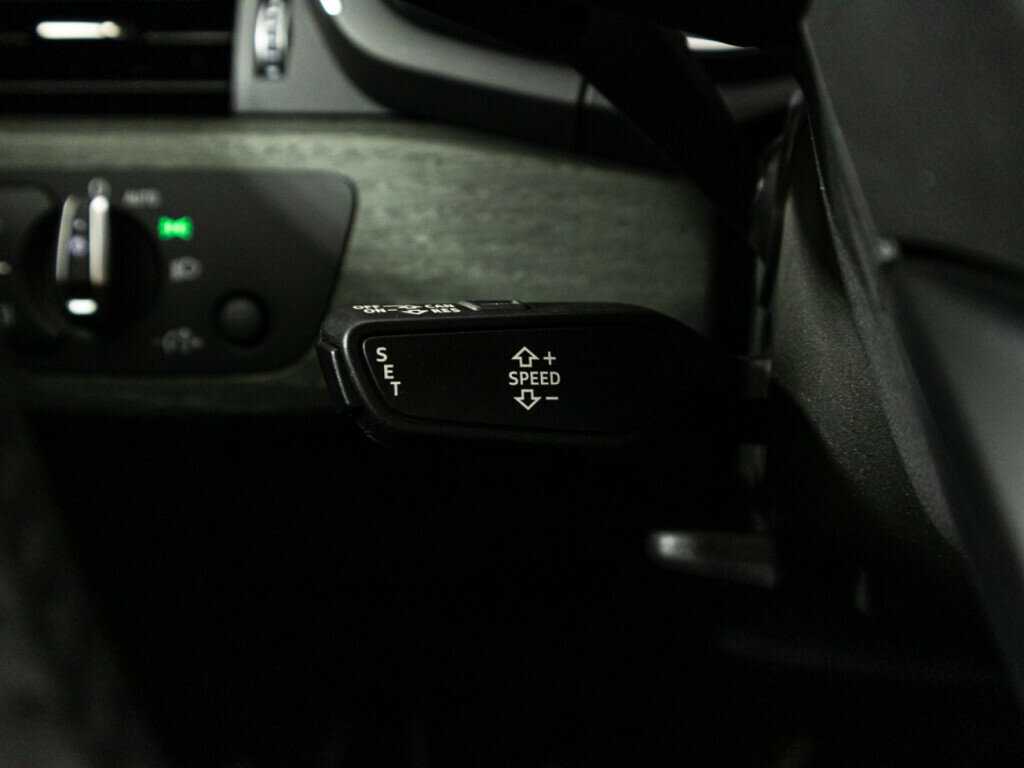 Купить Audi A4, 2019, 59 367 км.. Фото: #18