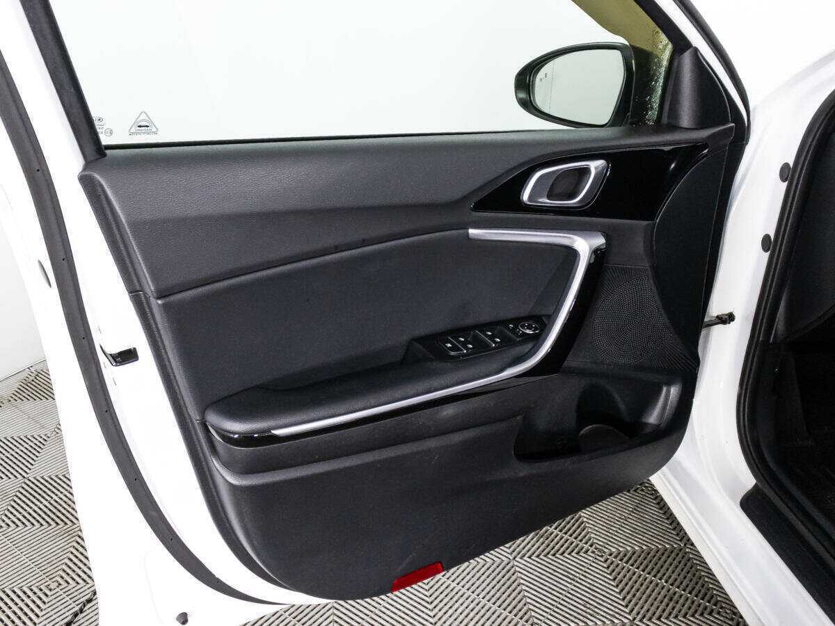 Купить Kia Ceed, 2020, 56 952 км.. Фото: #24