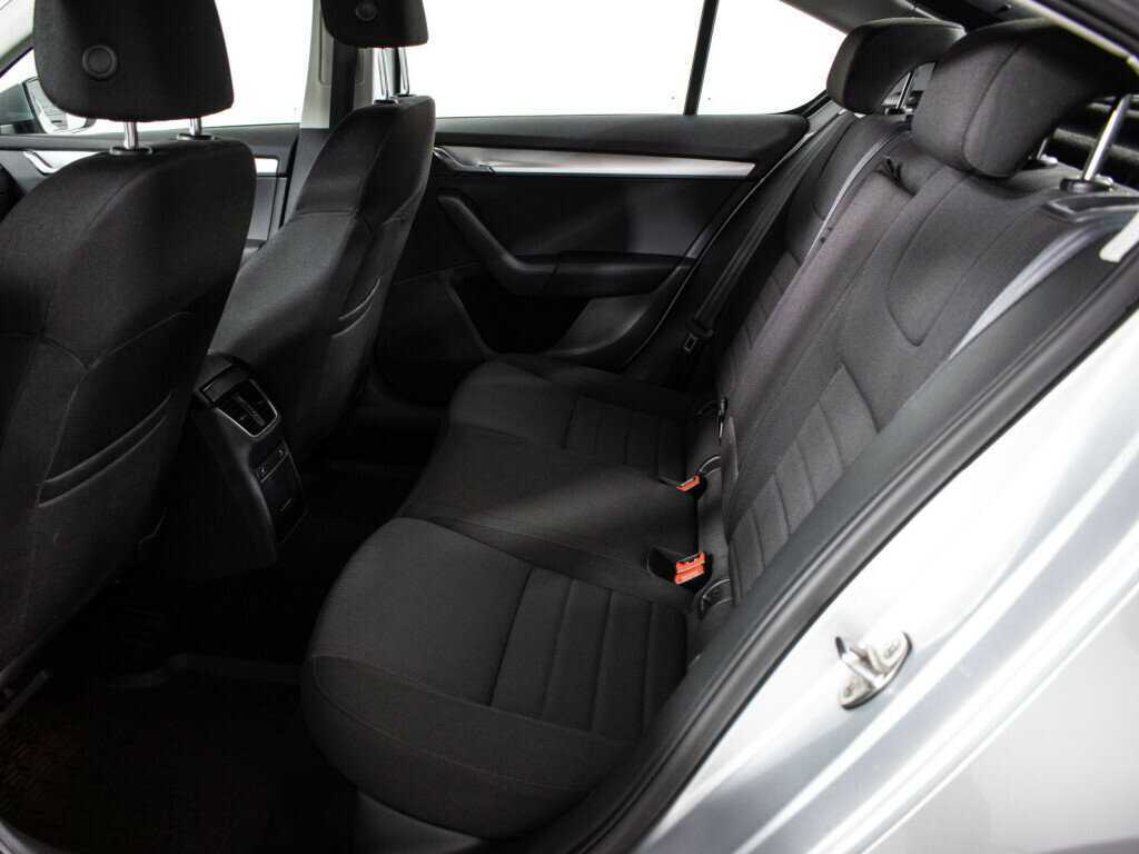 Купить Шкода Октавия, 2013, 120 220 км.. Фото: #8