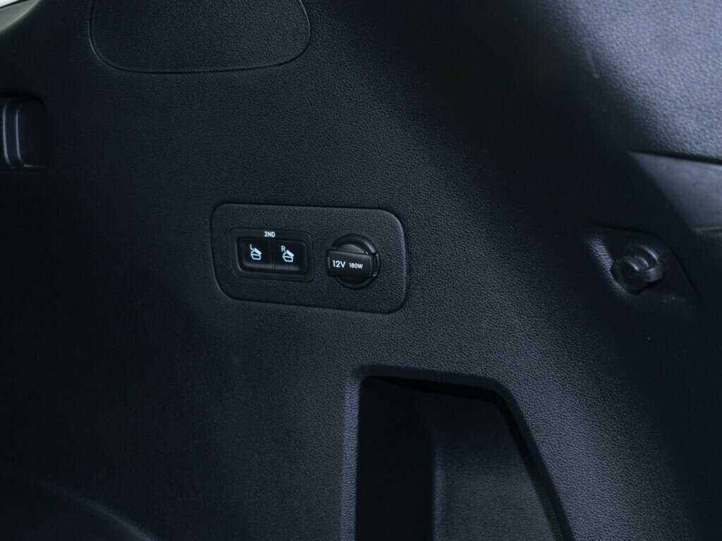 Купить Hyundai Santa Fe, 2019, 140 000 км.. Фото: #9