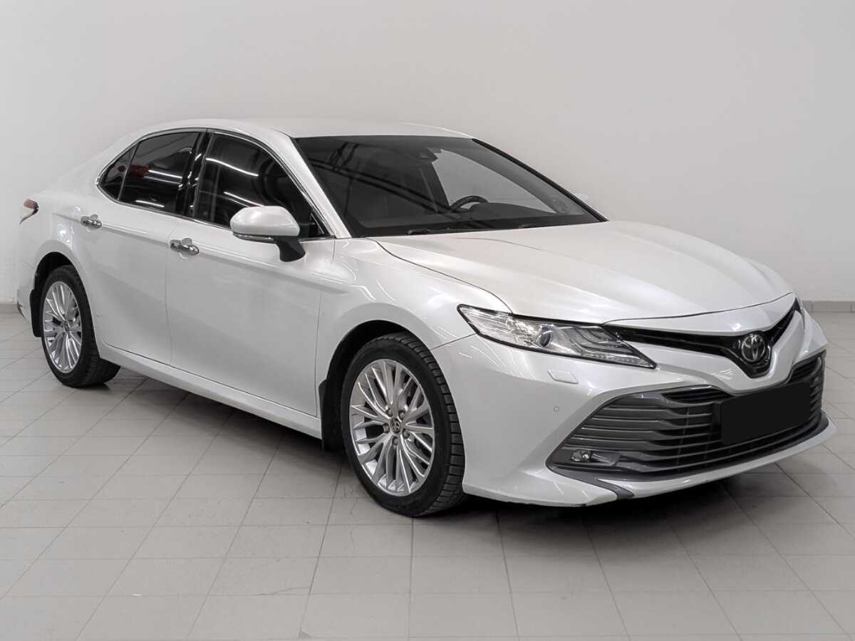 Купить Toyota Camry, 2019, 136 680 км.. Фото: #2