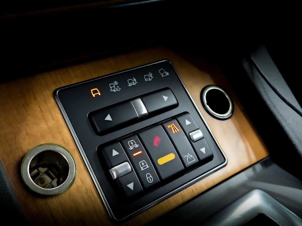 Купить Land Rover Discovery, 2013, 184 612 км.. Фото: #24