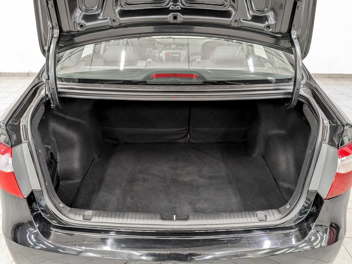 Купить Kia Rio, 2013, 115 585 км.. Фото: #9