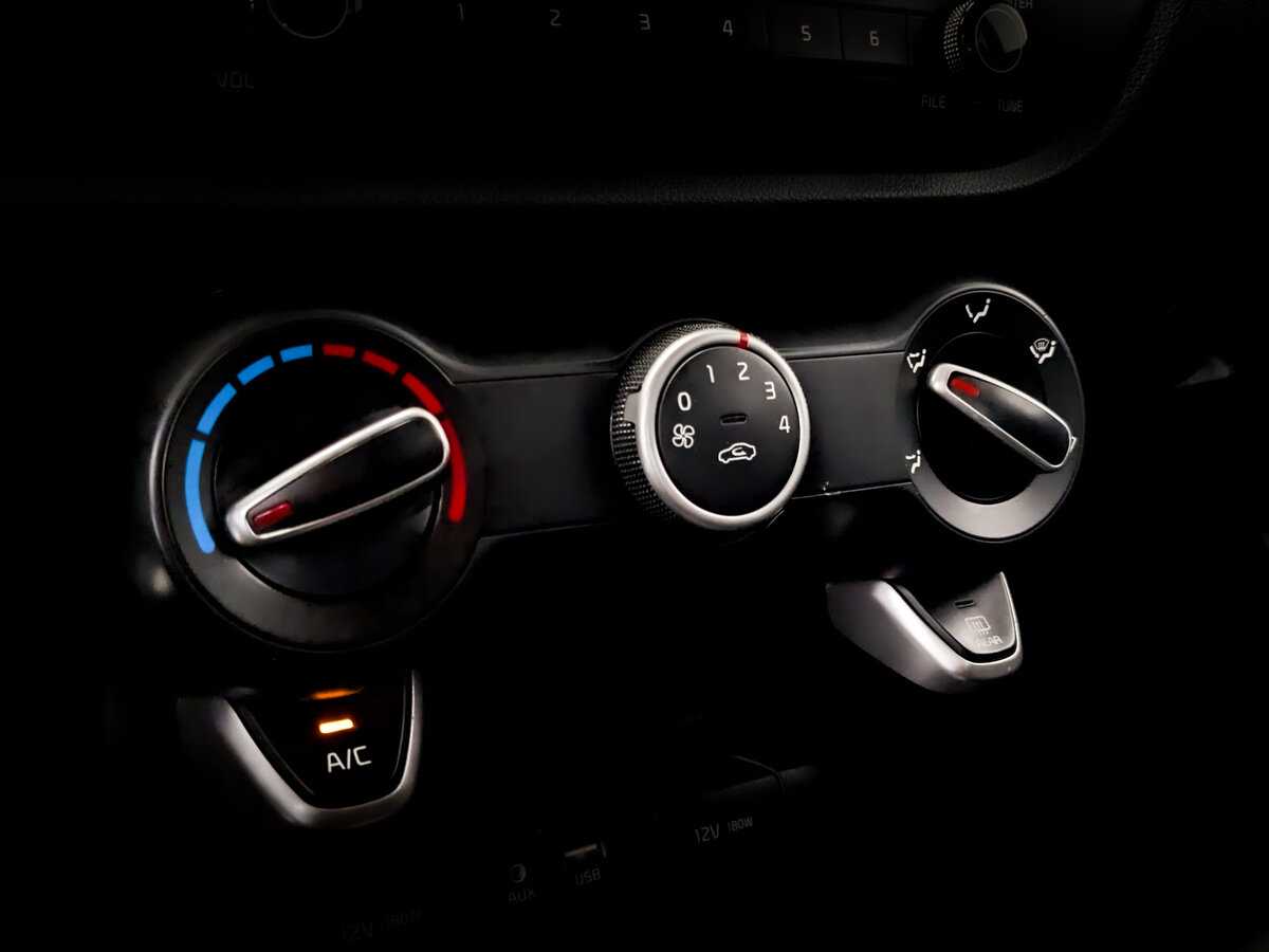 Купить Киа Рио, 2020, 154 823 км.. Фото: #21