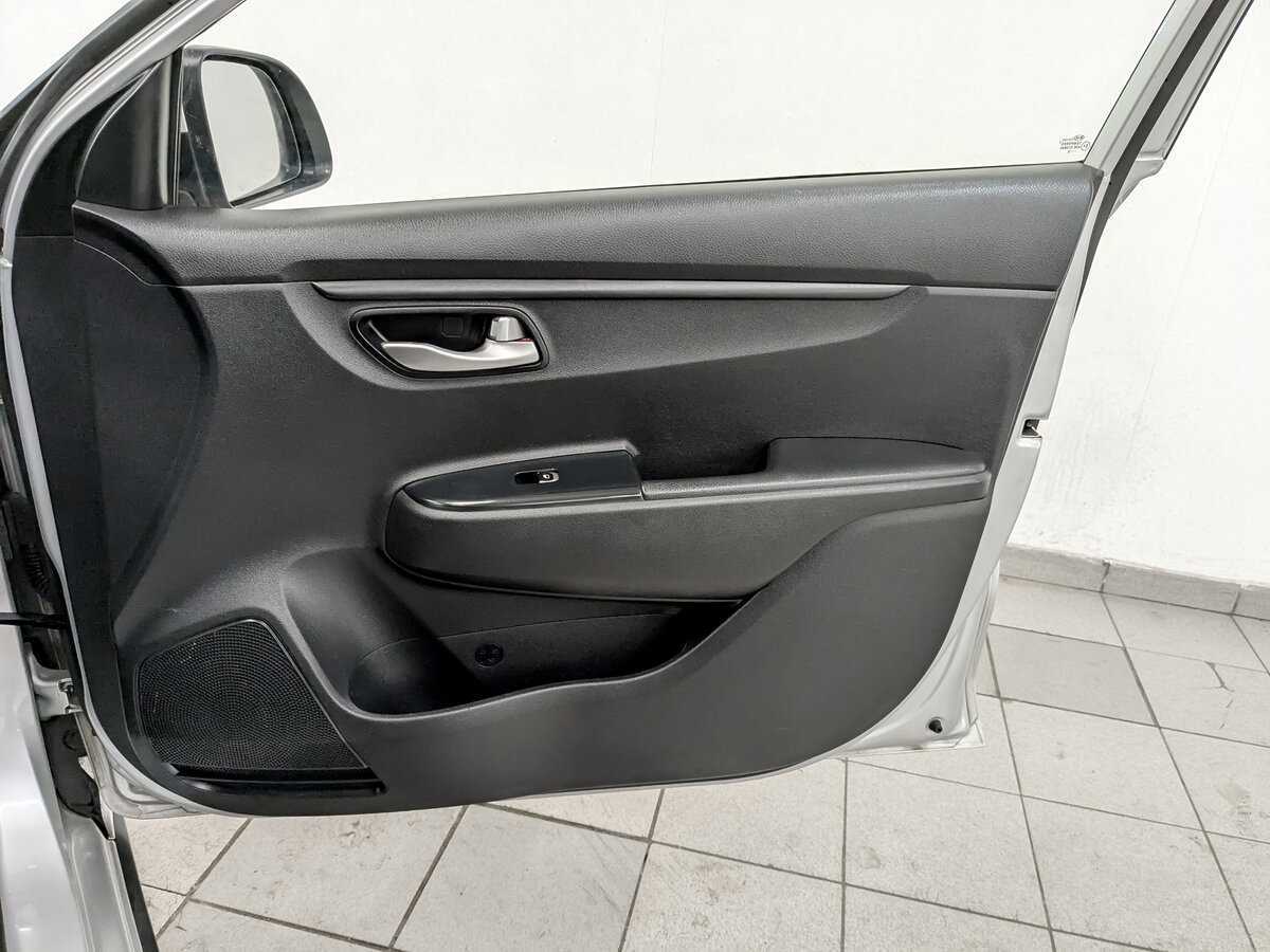 Купить Kia Rio, 2020, 189 131 км.. Фото: #21