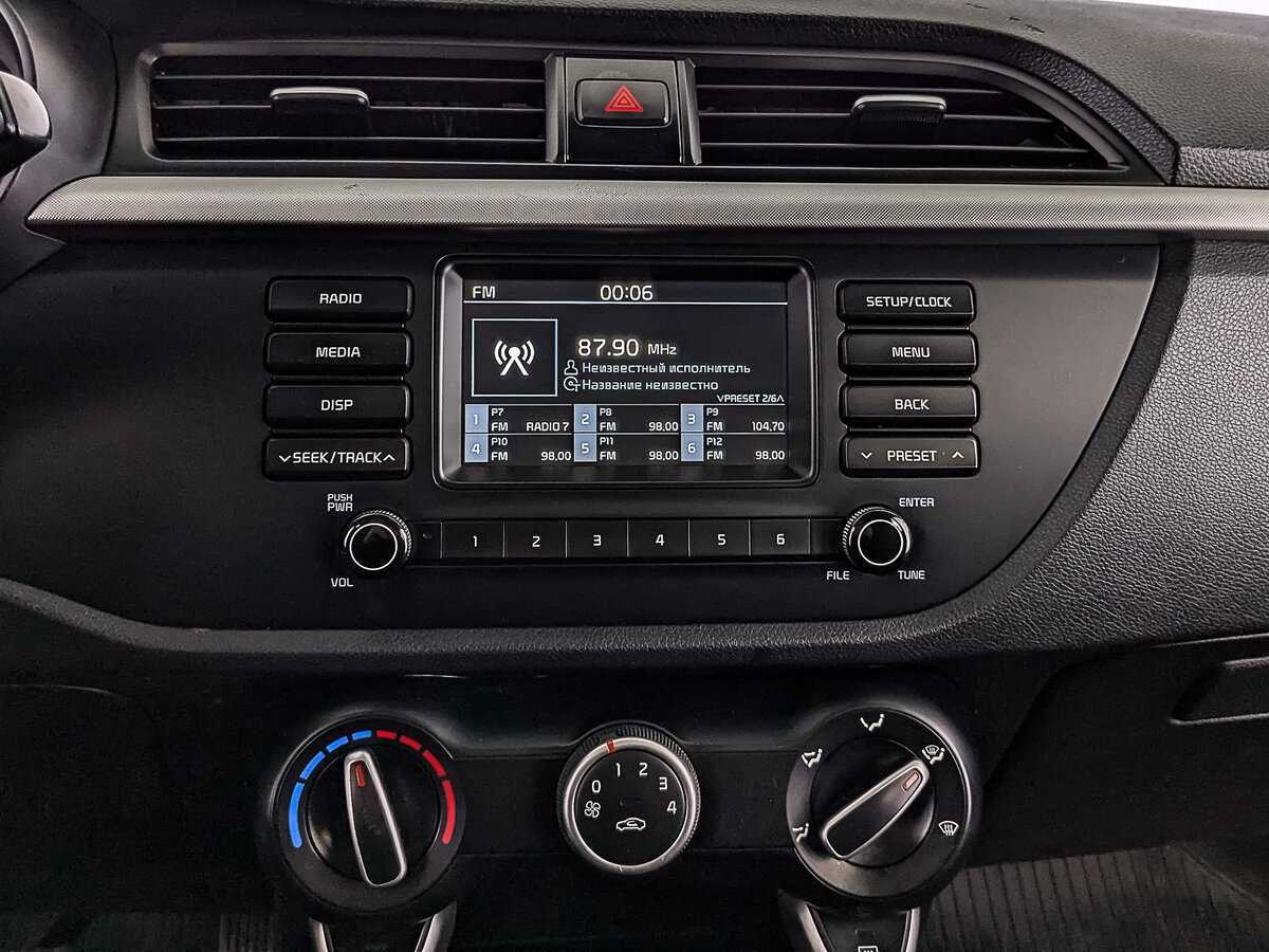 Купить Kia Rio, 2019, 181 335 км.. Фото: #13