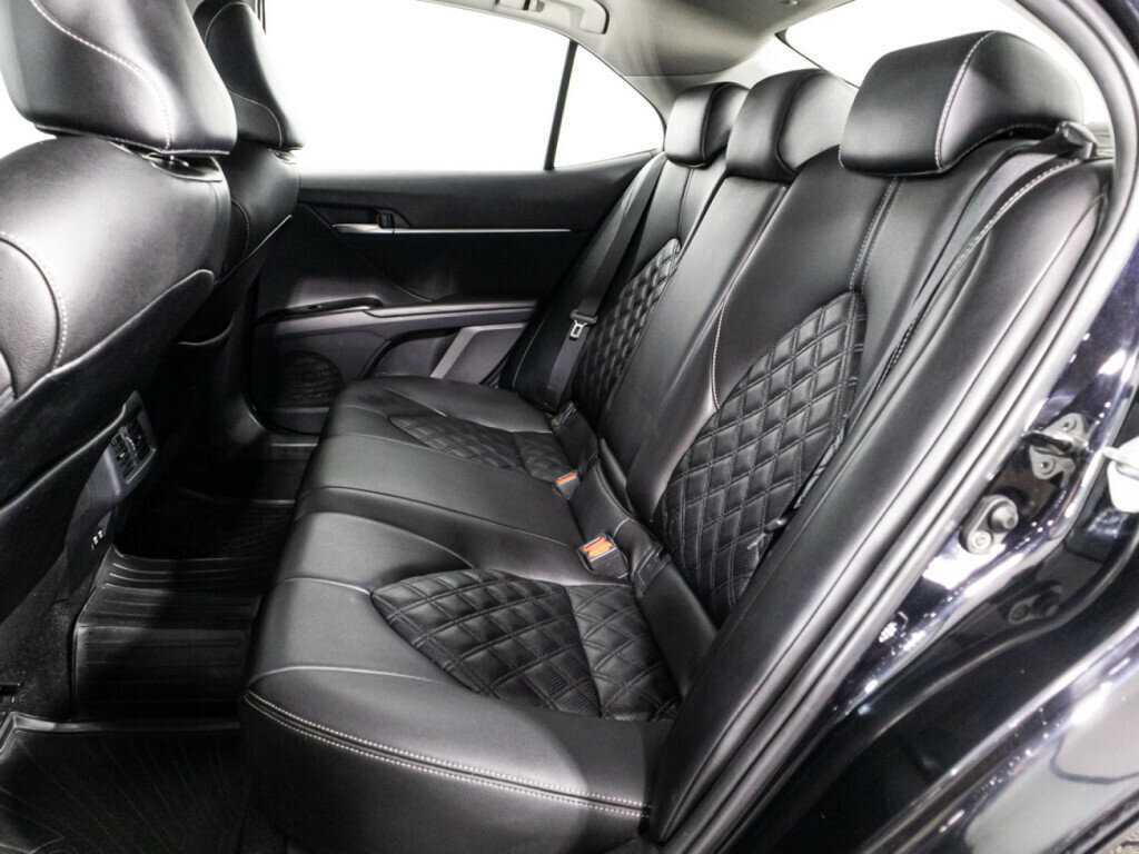 Купить Toyota Camry, 2018, 147 229 км.. Фото: #9