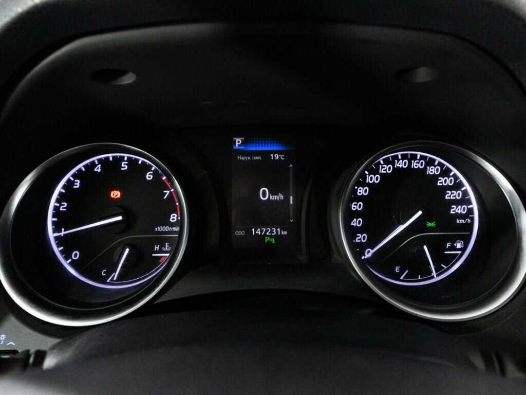 Купить Toyota Camry, 2018, 147 229 км.. Фото: #11