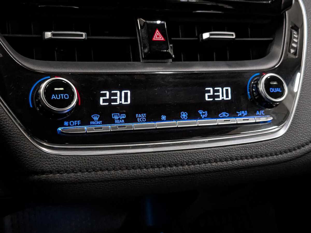 Купить Toyota Corolla, 2019, 153 258 км.. Фото: #20