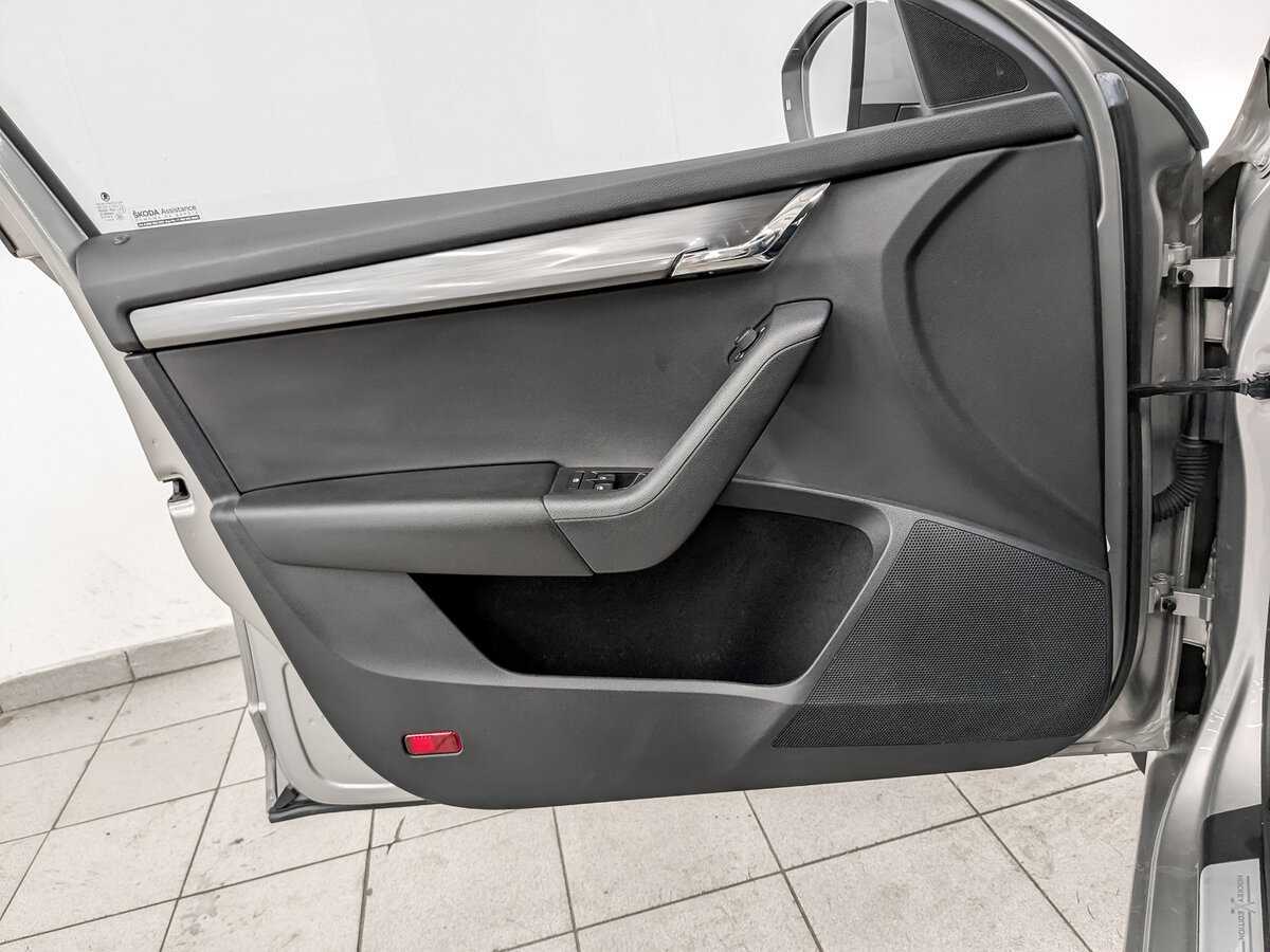 Купить Skoda Octavia, 2020, 95 429 км.. Фото: #16