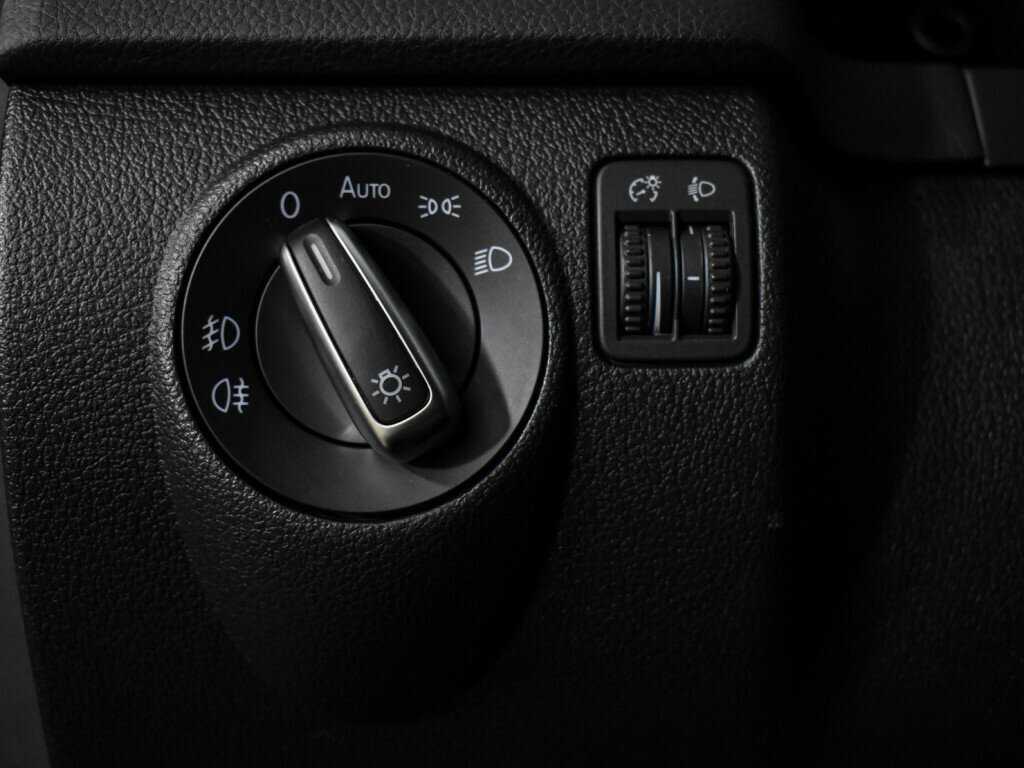 Купить Volkswagen Tiguan, 2016, 106 795 км.. Фото: #9