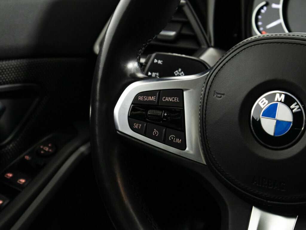 Купить BMW 3 серии, 2019, 94 470 км.. Фото: #15