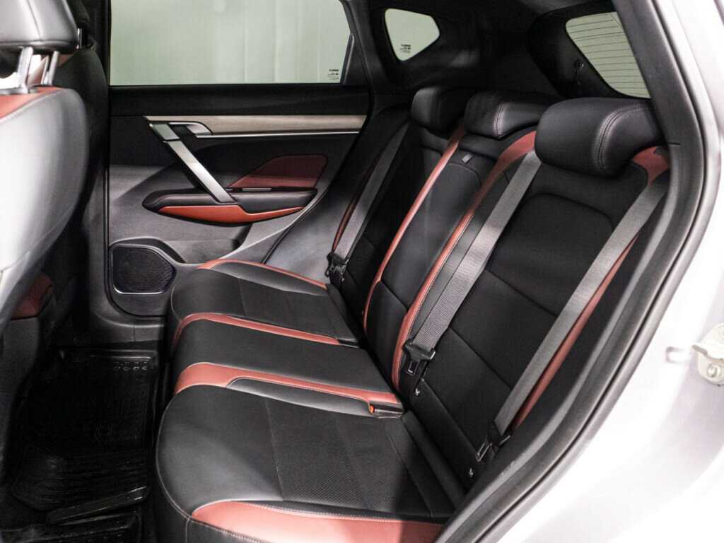 Купить Geely Coolray, 2023, 47 086 км.. Фото: #9