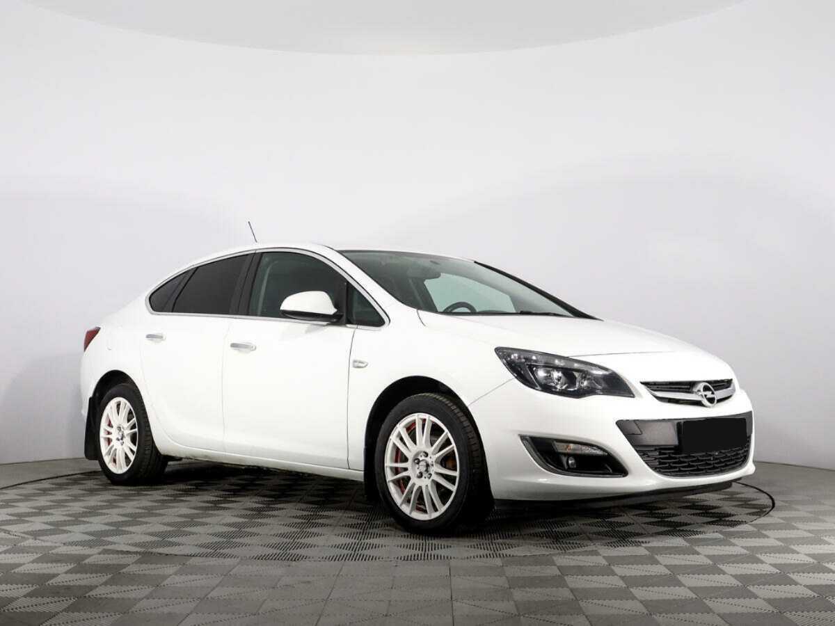 Купить Opel Astra, 2013, 100 248 км.. Фото: #2