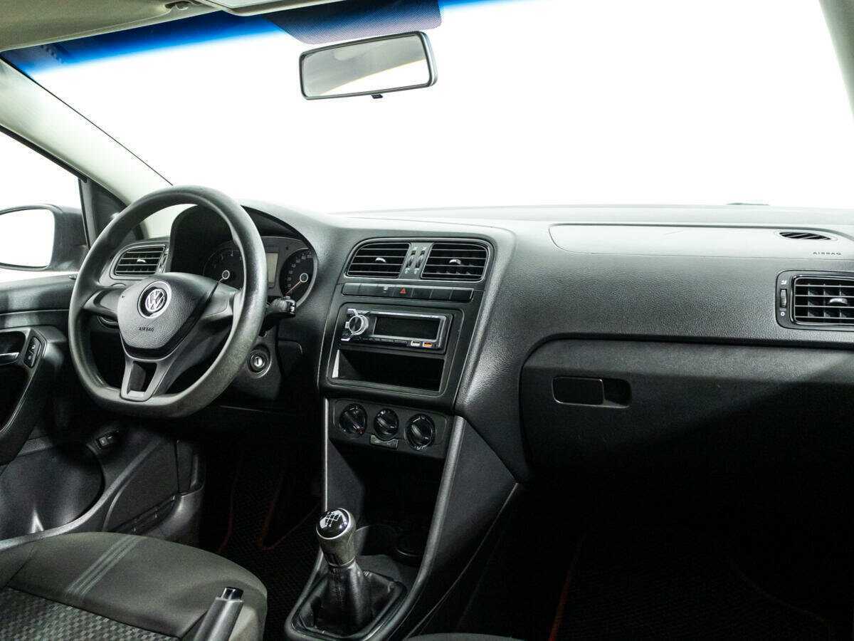 Купить Volkswagen Polo, 2017, 379 603 км.. Фото: #5